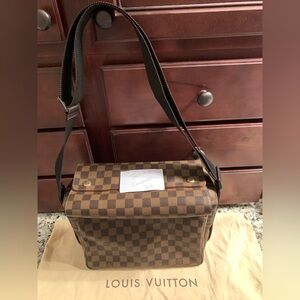 Authentic Louis Vuitton Naviglio DE Messenger Bag